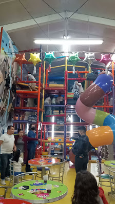 Tadeopolis Salón De Fiestas Infantiles